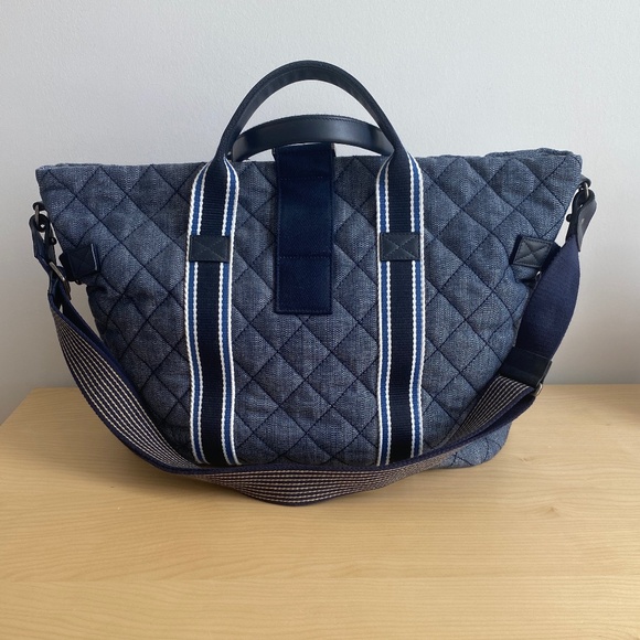 Chanel large denim tote bag - Picture 2 of 10